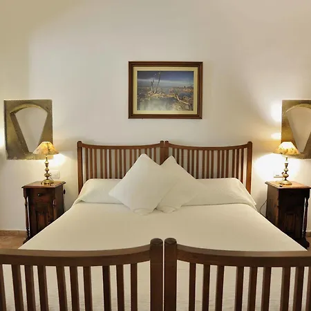 Hotel Petit Es Figueral 3*